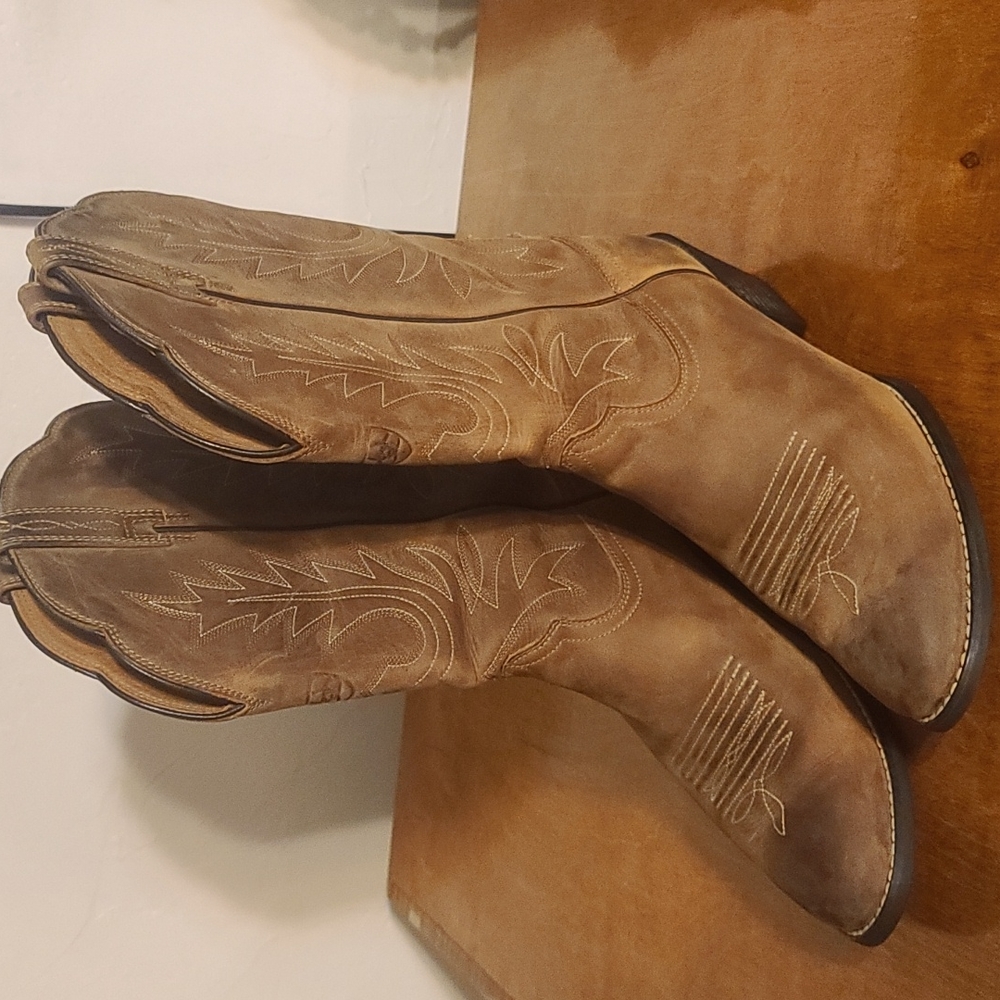 Ariat Heritage R Toe Western Boot